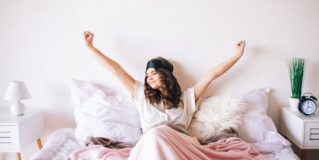 Kołdra z owczej wełny – jak rozpoznać produkt najwyższej jakości?